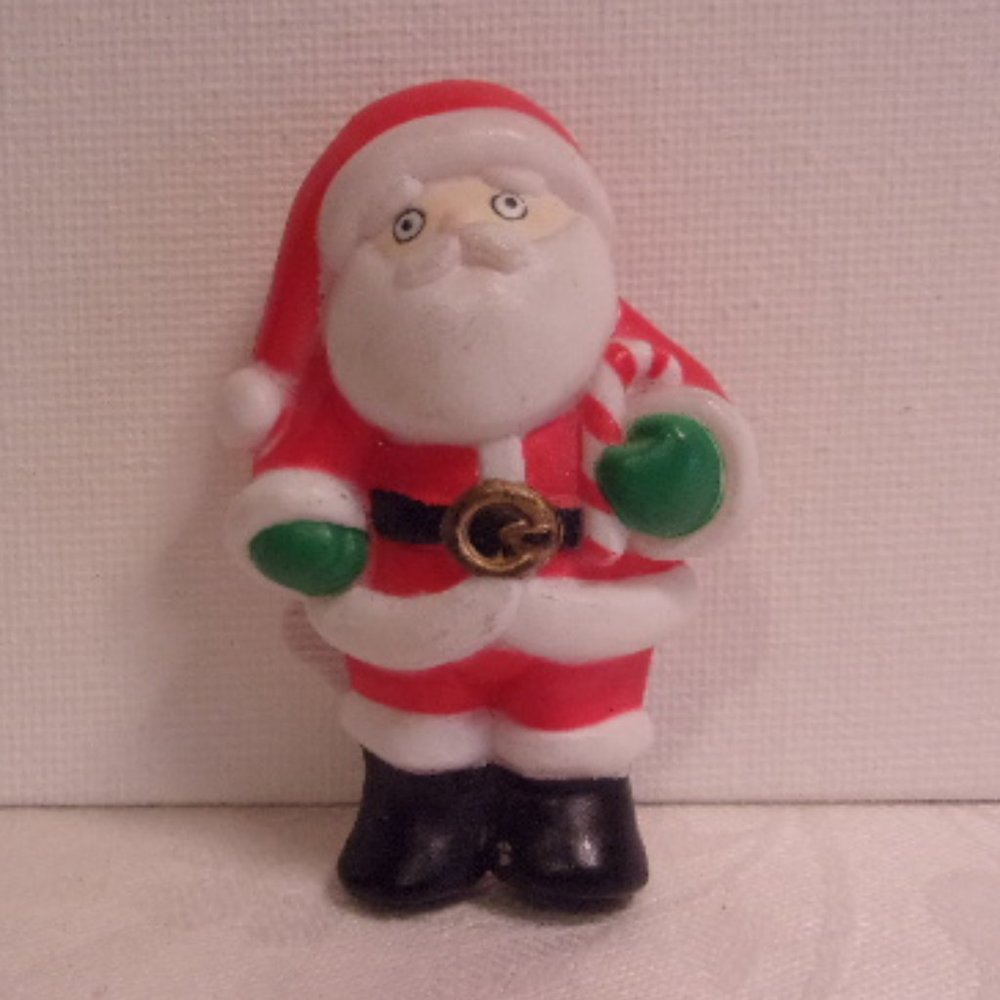 Vtg Fun World Christmas Santa Clause Pin Plastic